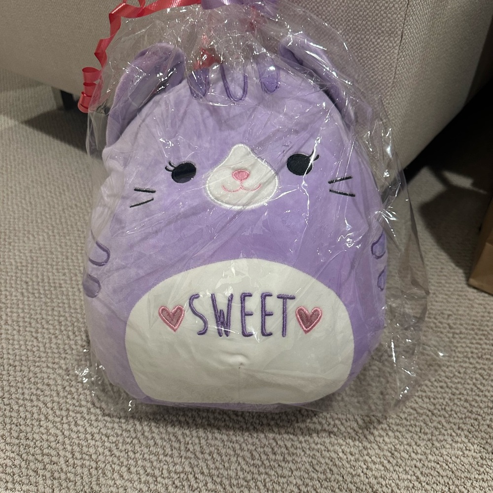 Tabitha Purple Unicorn 12” SQUISHMALLOW
Brand NEW
